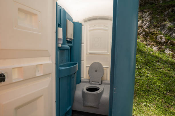 Best Construction site porta potty rental  in Shanor Northvue, PA