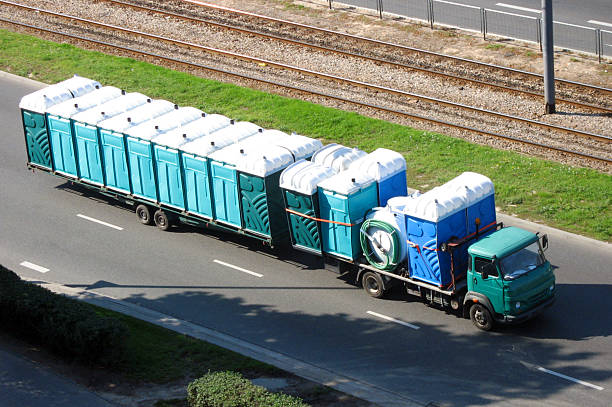 Porta potty delivery and setup